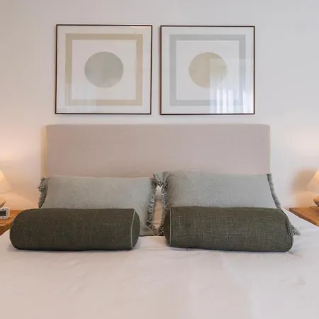 Apartment 2bdr Lisbon's Historic Baixa Escape By Lovelystay *