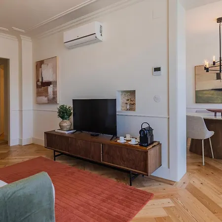 Apartment 2bdr Lisbon's Historic Baixa Escape By Lovelystay *