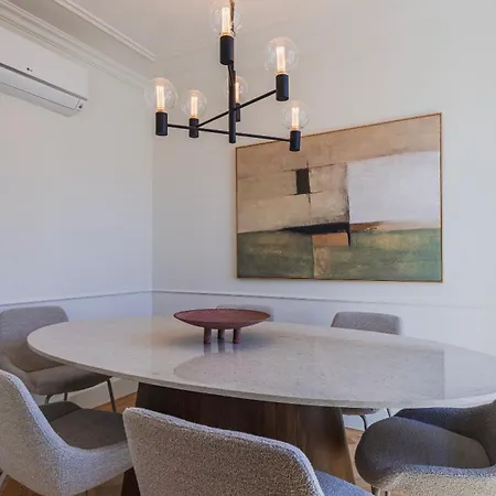 2bdr Lisbon's Historic Baixa Escape By Lovelystay * Lisboa