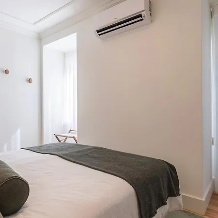 2bdr Lisbon's Historic Baixa Escape By Lovelystay Apartment Lisbon